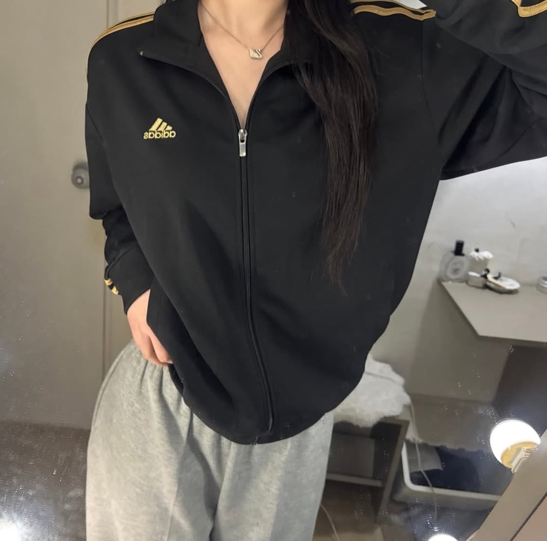 아디다스 골검 삼선 검정로고포인트 트랙탑져지🖤💛 상품이미지1