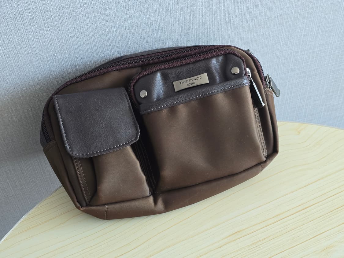 야마모토 간사이 포켓 브라운 숄더백 상품이미지1