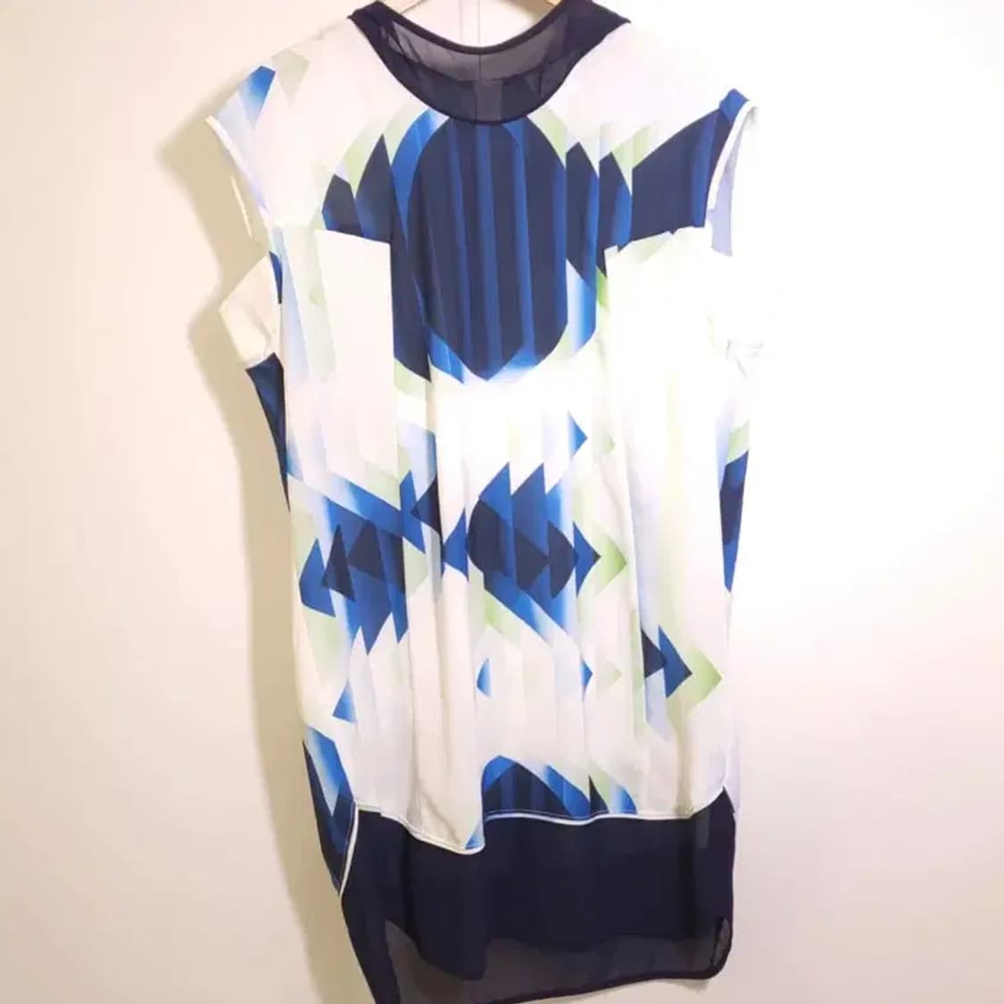 구호(KUHO) 기하학 패턴 후드 시폰 원피스 66 상품이미지2