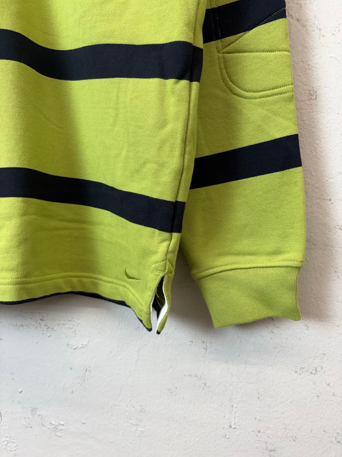 나이키 라이프 스트라이프 스우시 럭비티 상품이미지3