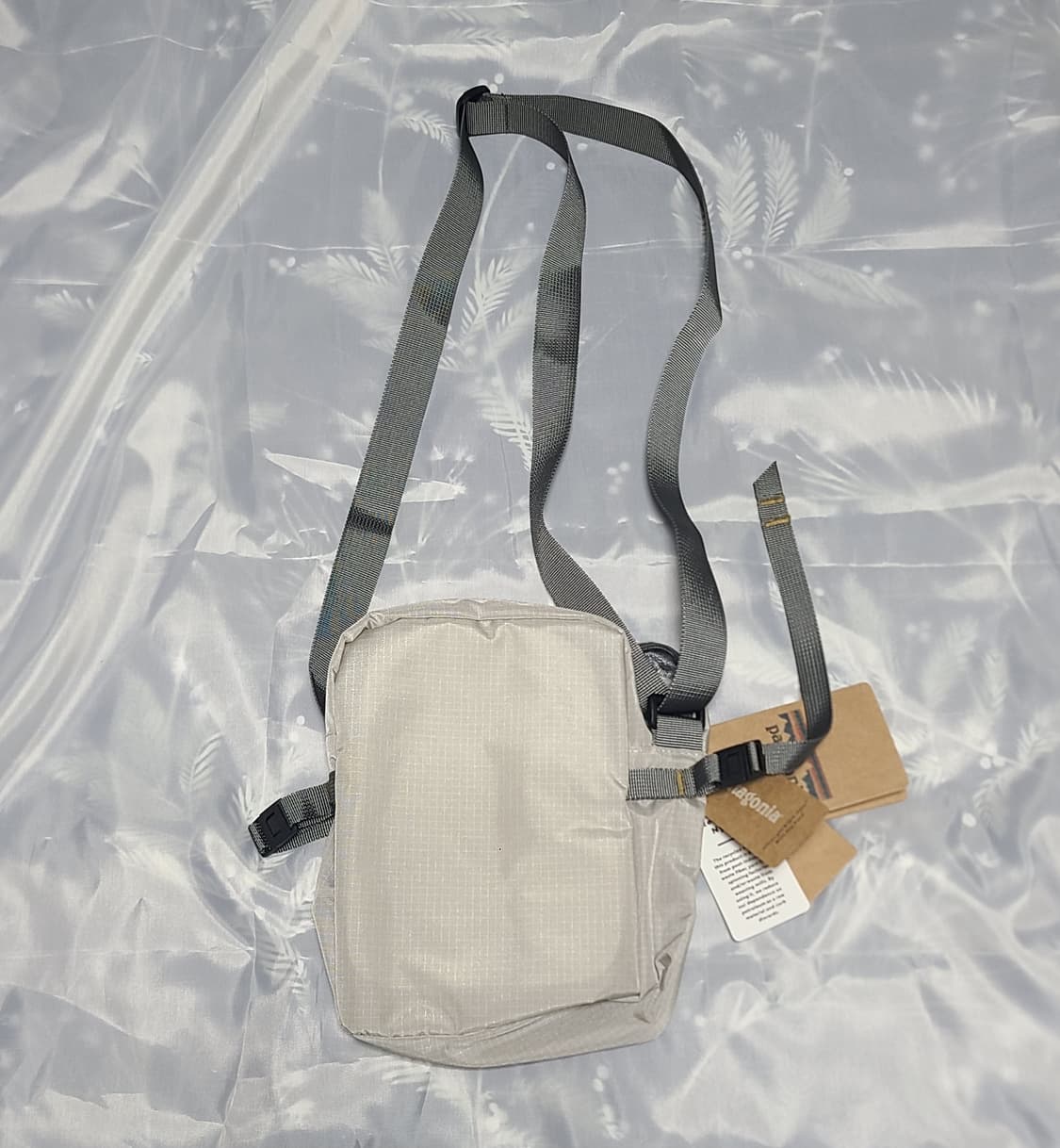 [새상품] 파타고니아 미니 크로스백/ 3가지 색상 상품이미지8