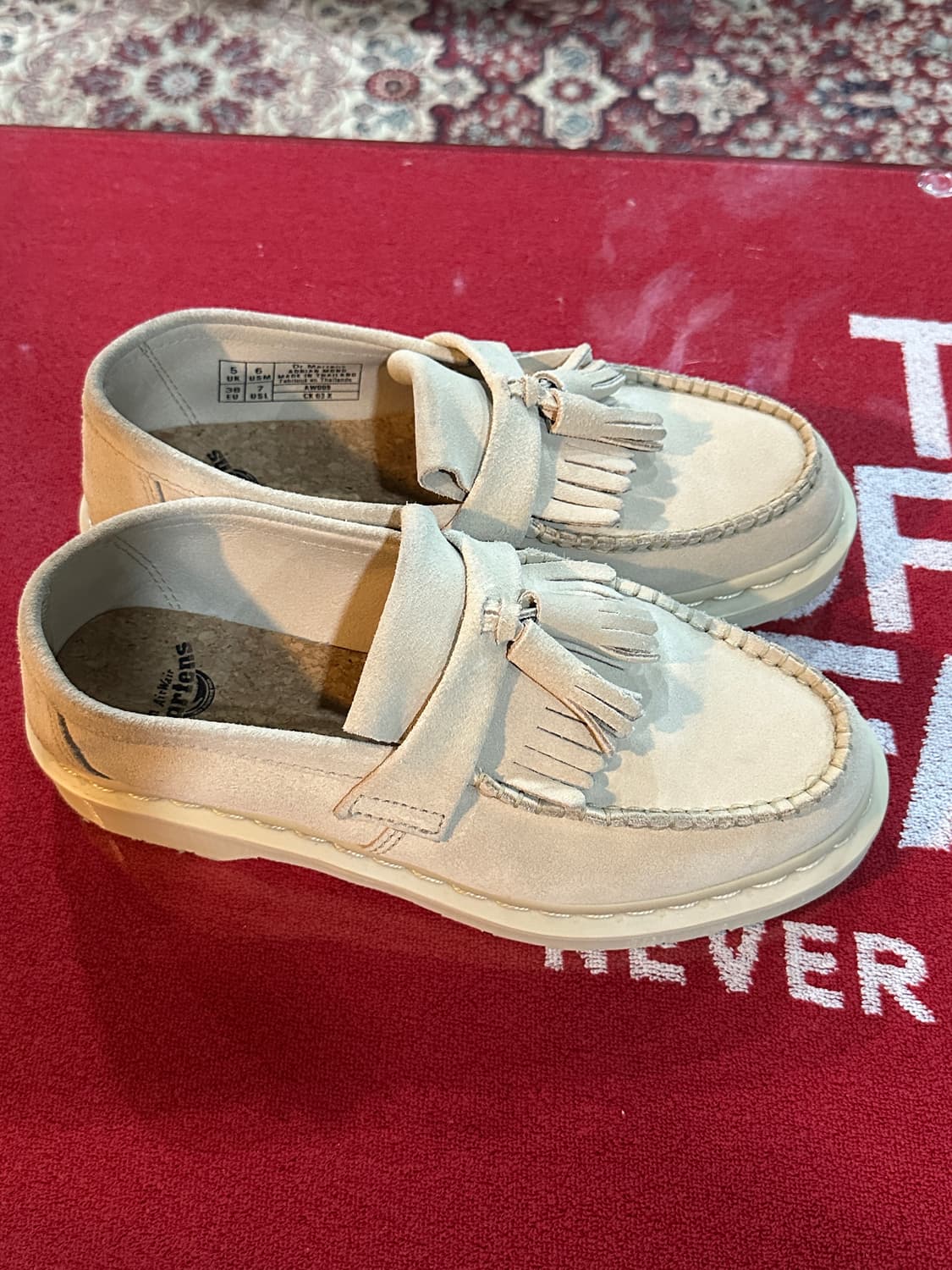 닥터마틴 아드리안 모노 스웨이드 240 상품이미지2