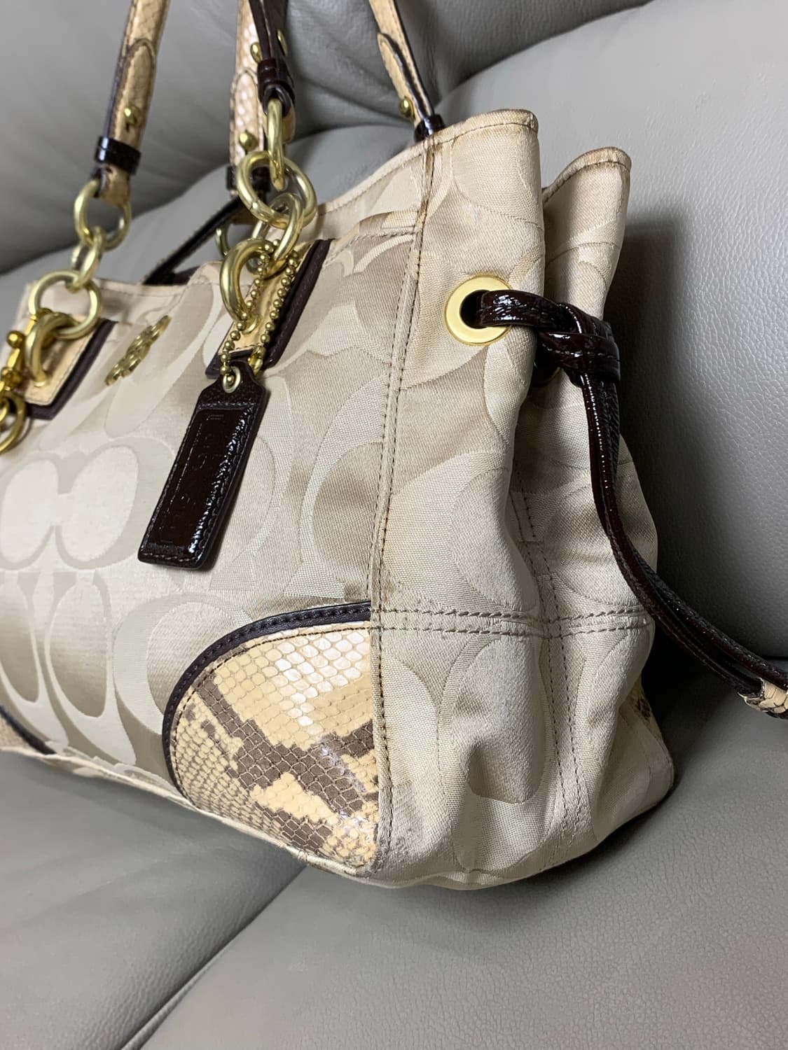 코치 시그니처 뱀피 숄더백 y2k 상품이미지6