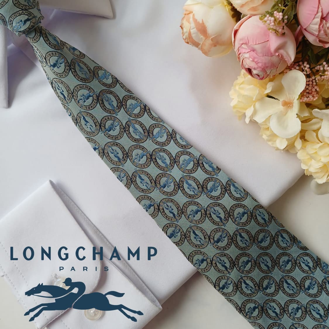 롱샴 실크 민트블루 로고 패턴 넥타이 9.5cm A등급 G20
 상품이미지1