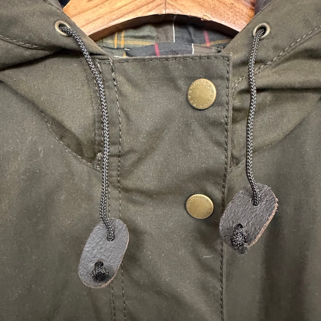 바버 더람 왁스자켓 ‘올리브’ 상품이미지4