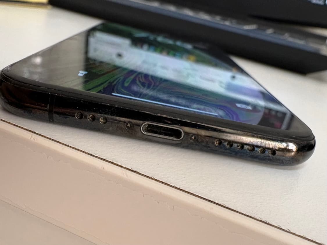 아이폰 xs 64gb 블랙 상품이미지3