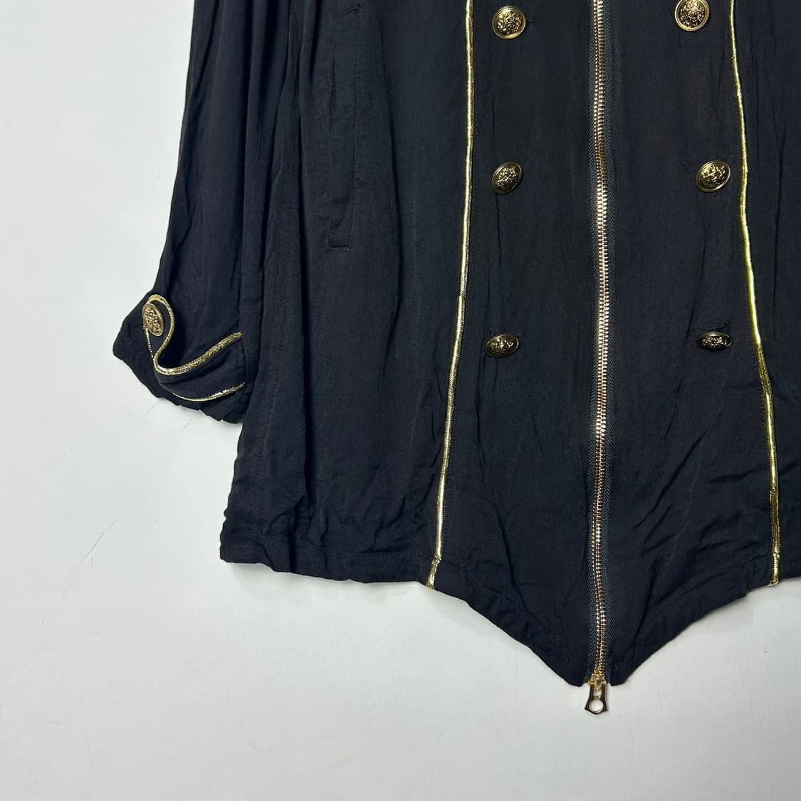 [CIVARIZE] 시바라이즈 나폴레옹 골드파이핑 롱 집업가디건 상품이미지4