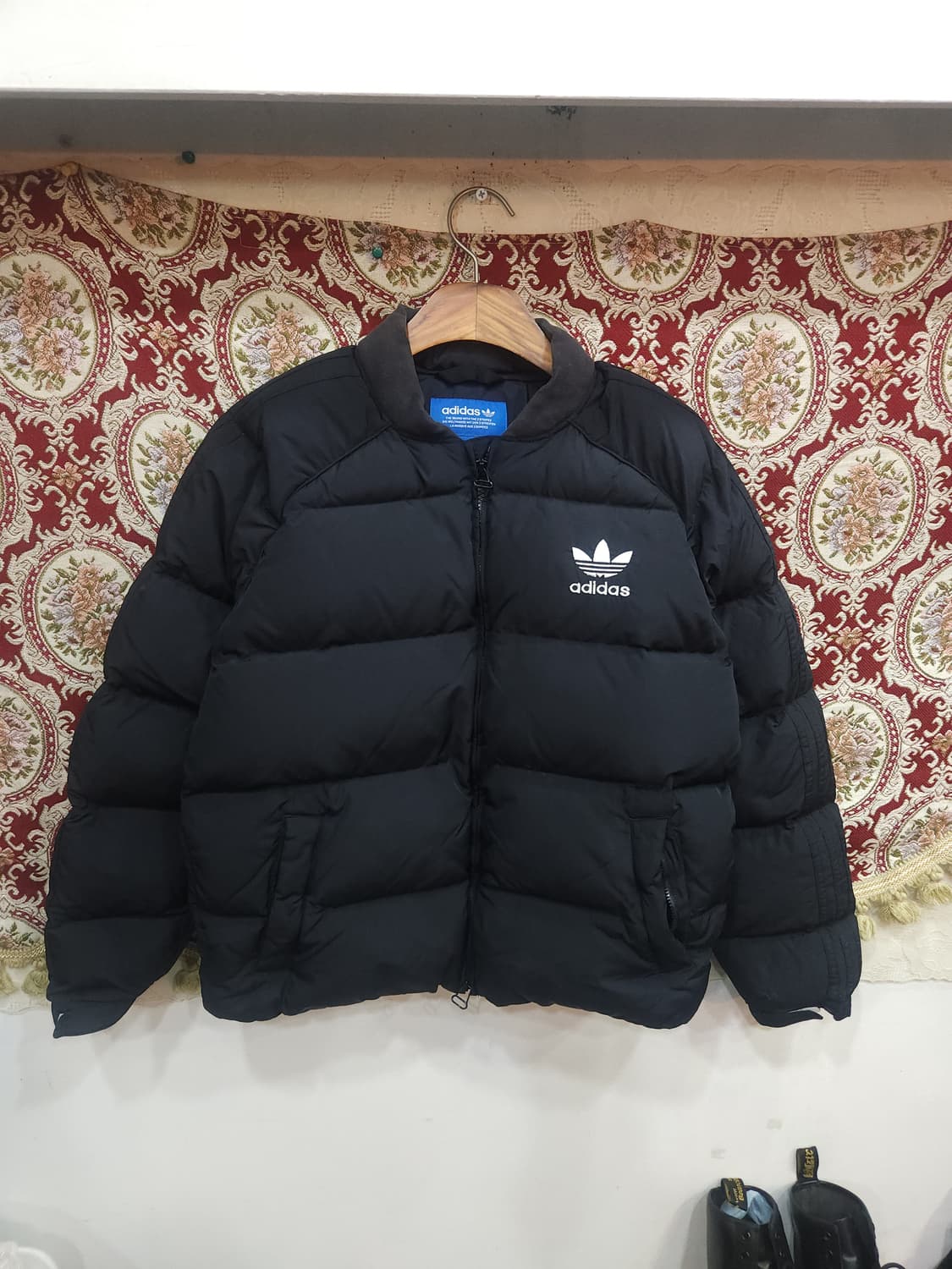 아디다스 슈퍼스타 오리털 숏패딩 점퍼
​
 상품이미지2