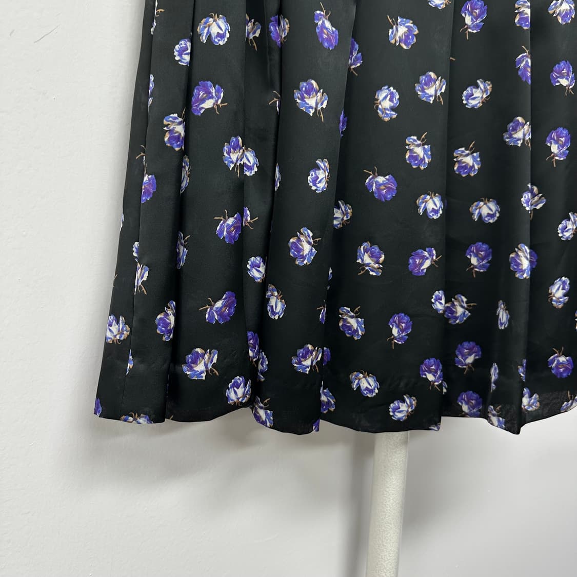 폴스미스 패턴 디자인 플레어 플리츠 스커트 상품이미지4