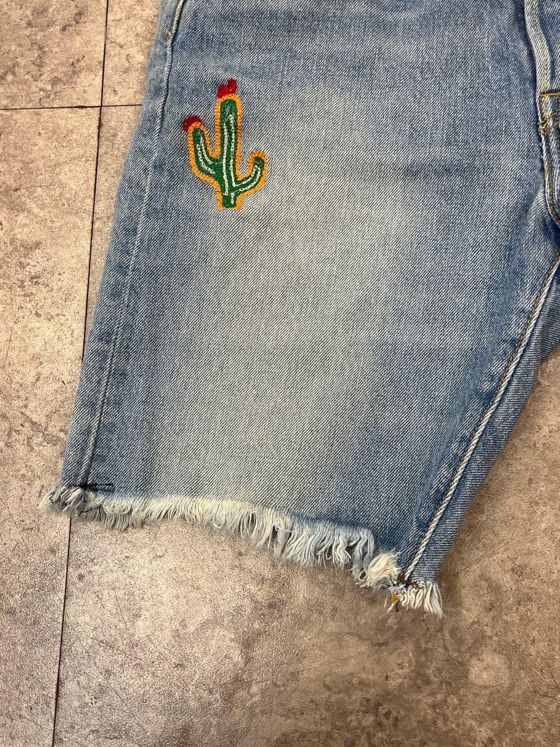 리바이스 501 CT 자수 하프 데님 팬츠 W30 #csz1834 상품이미지7