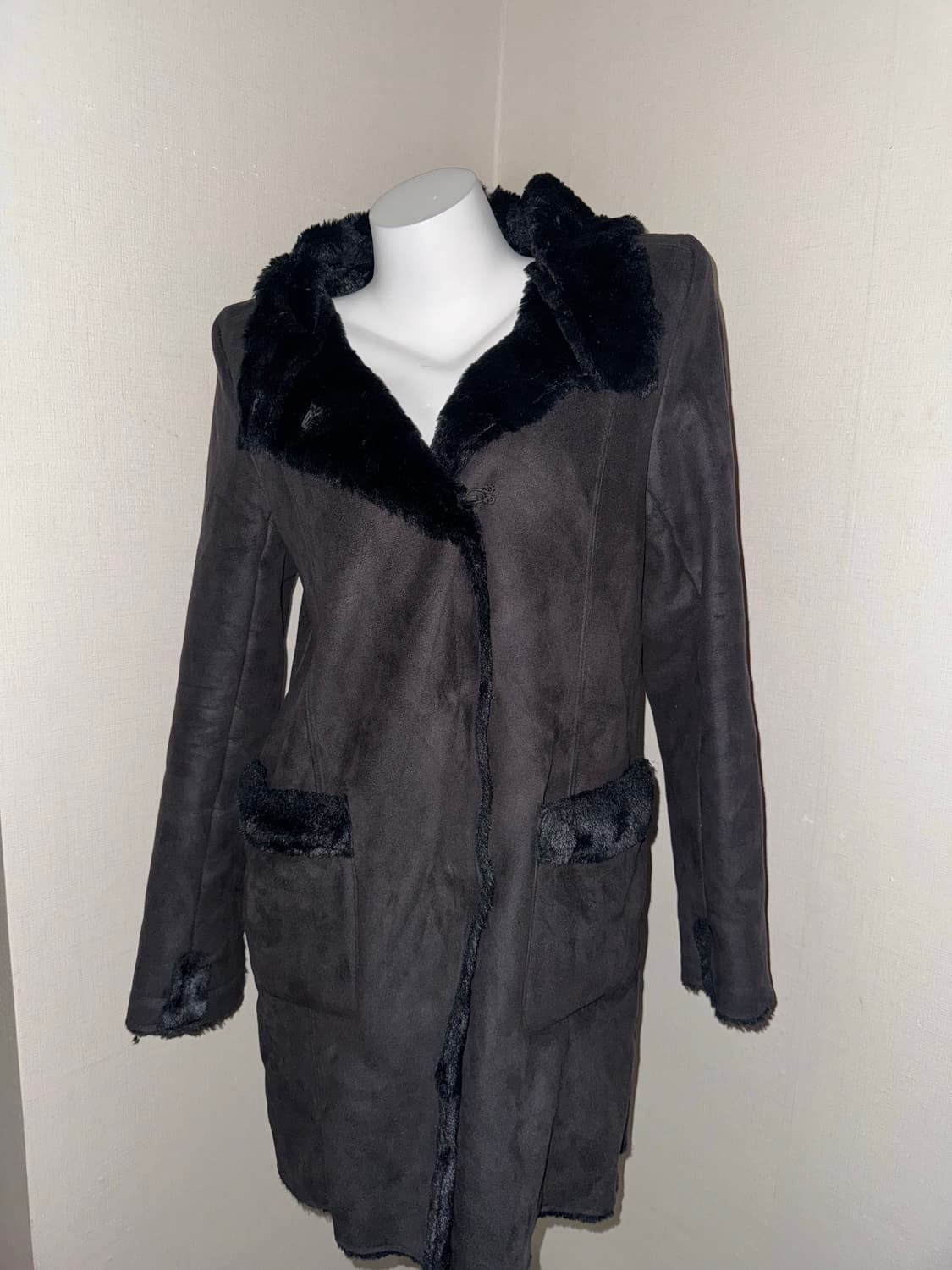 Fabia Black fur long mustang 상품이미지1