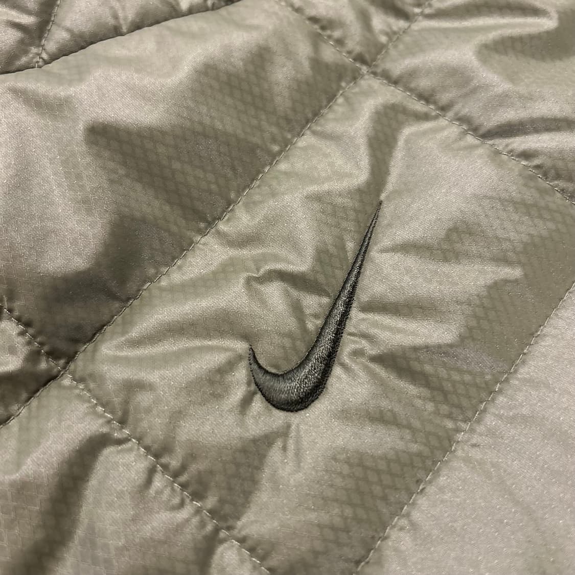 [S] 나이키 빈티지 퀼팅 자켓 카키색 A915 상품이미지3