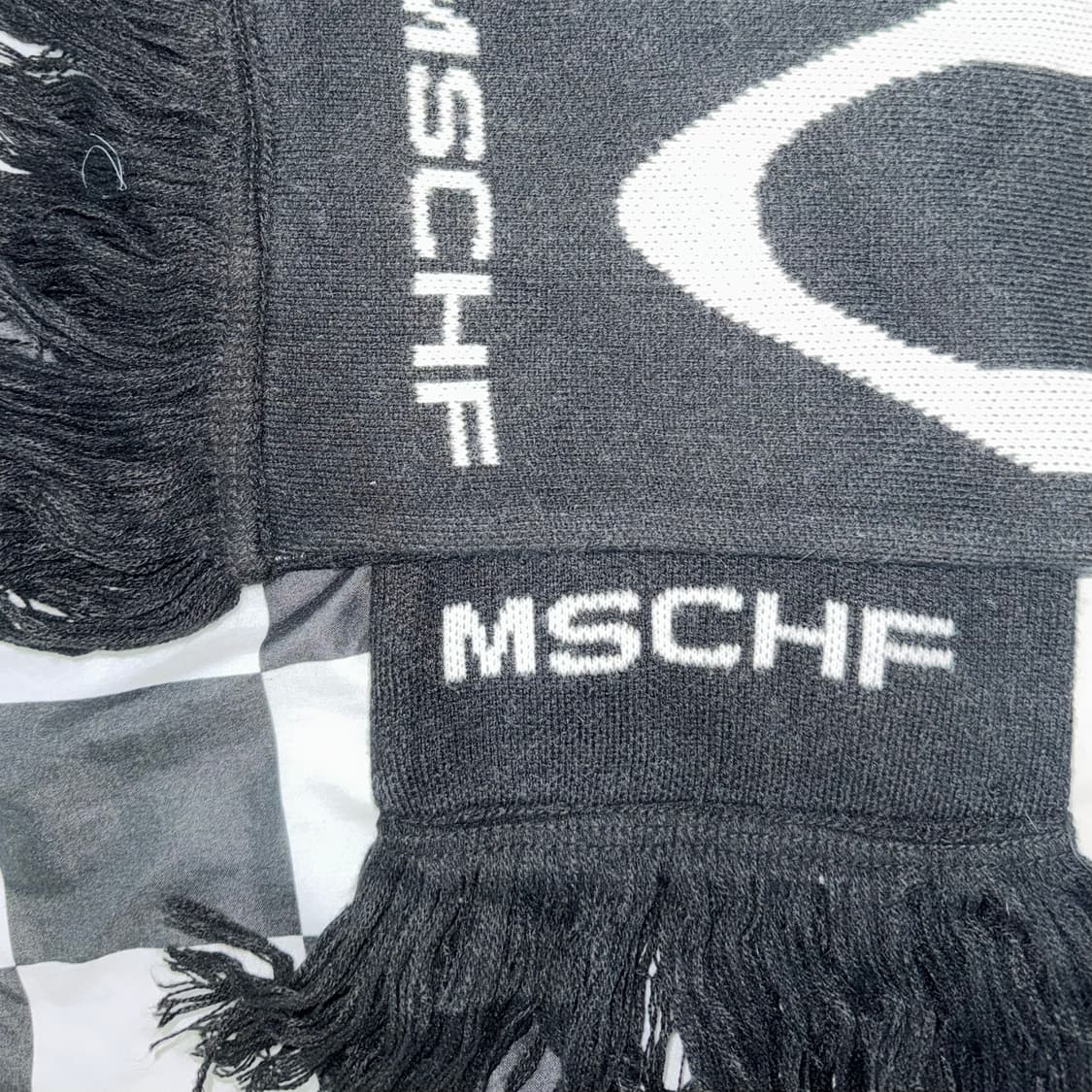 미스치프 MSCHF 롬버스 스타디움 머플러 상품이미지2