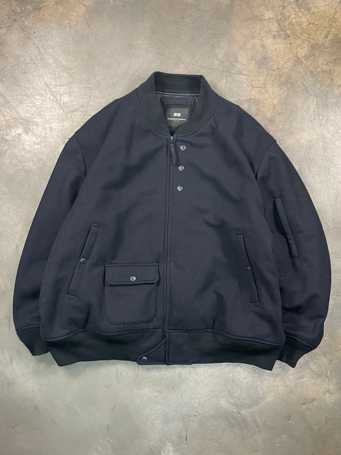 엔지니어드 가먼츠 X 유니클로 울 봄버 자켓 상품이미지1