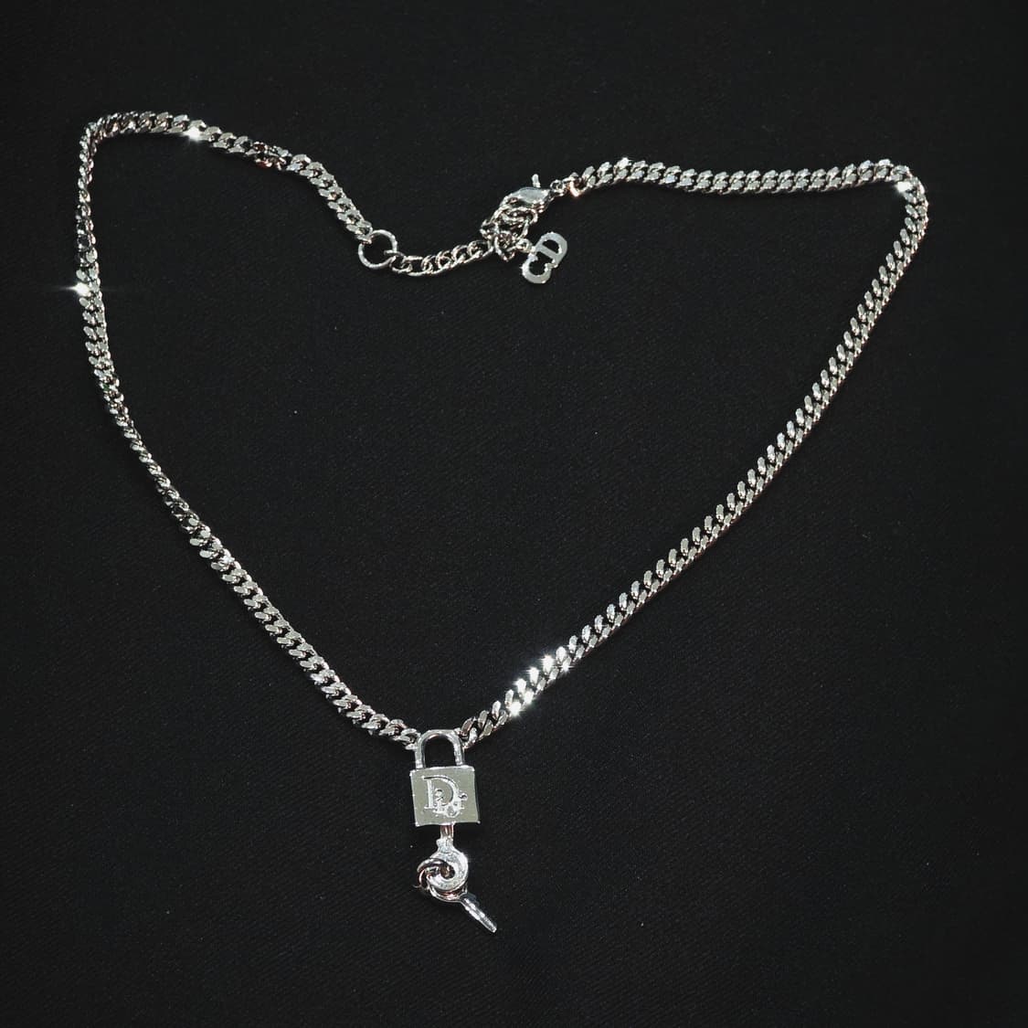 디올 은장 패들락 자물쇠 열쇠 목걸이 상품이미지2