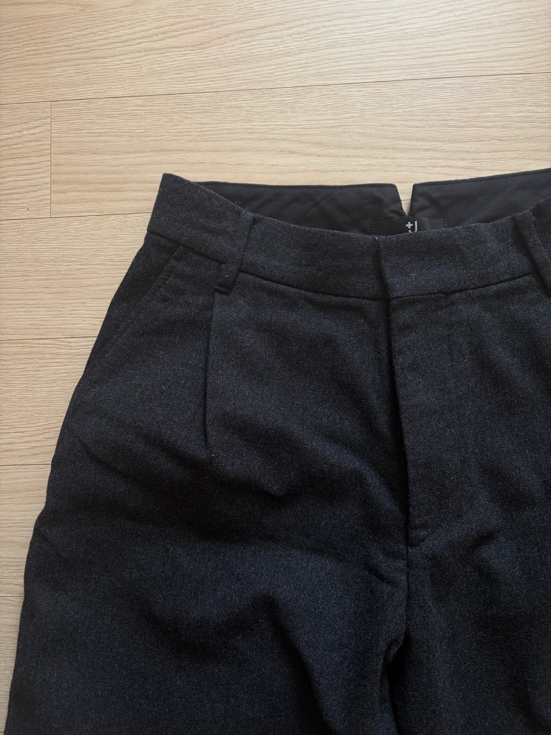 J+ wool trousers 상품이미지2