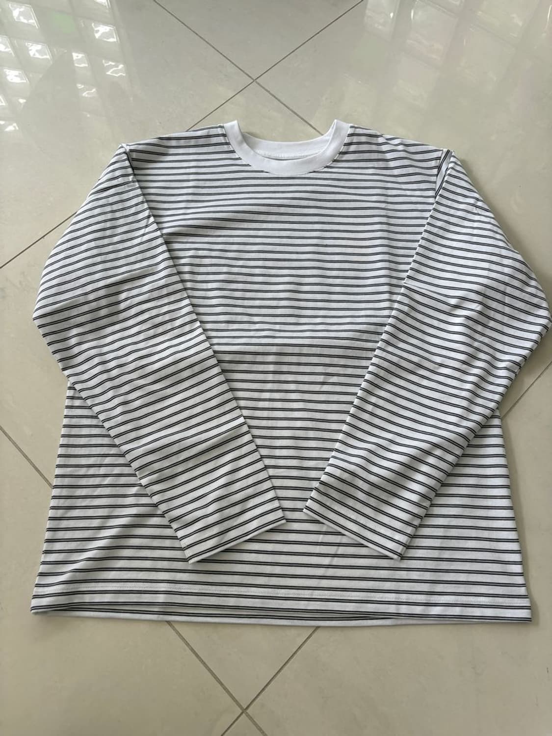 NECK LONG T-SH 크루넥 긴팔 티셔츠 상품이미지6