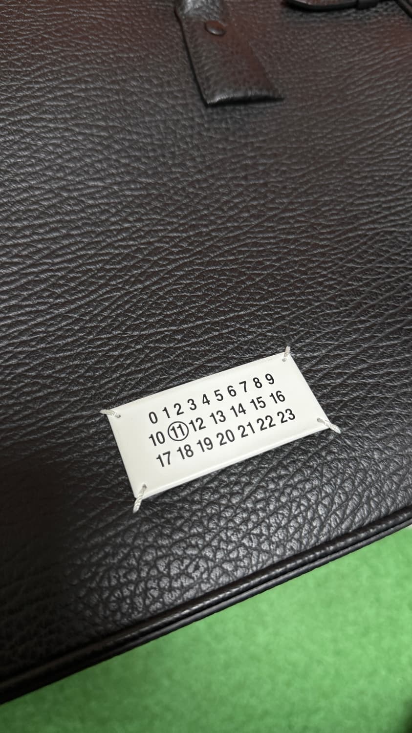 마르지엘라 5AC 도큐먼트 홀더 블랙 상품이미지2