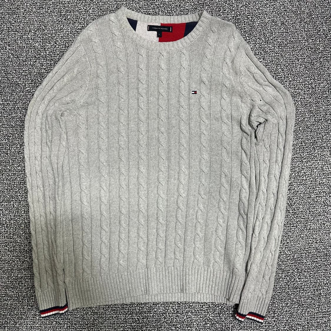 (L) 타미힐피거 케이블 니트 스웨터 회색 상품이미지1