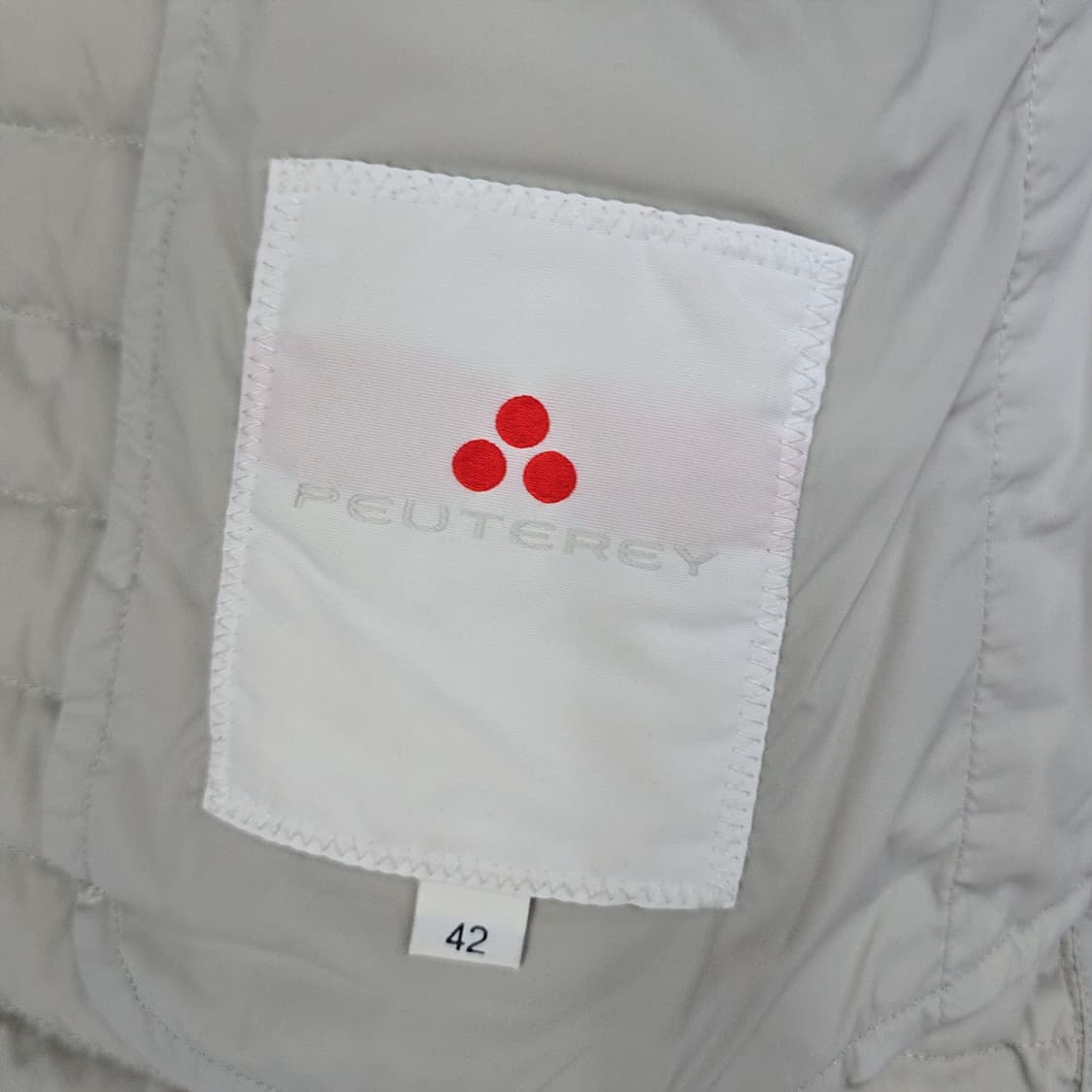 페트레이(peuterey) 구스다운 경량 패딩 42 상품이미지6