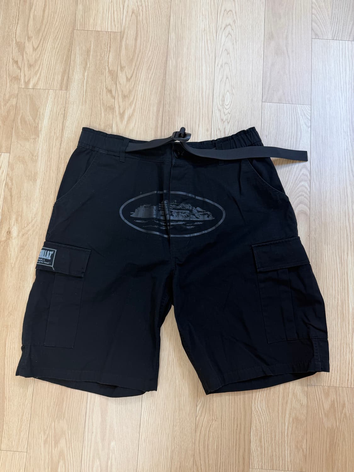 코르테이즈 corteiz 카고 반바지 트리플 블랙 상품이미지1