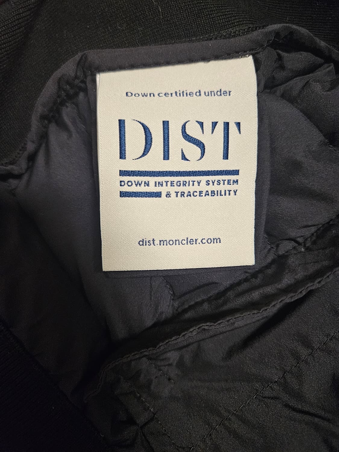 [새상품급] 몽클레어 니트패딩 블랙와펜 m 상품이미지3