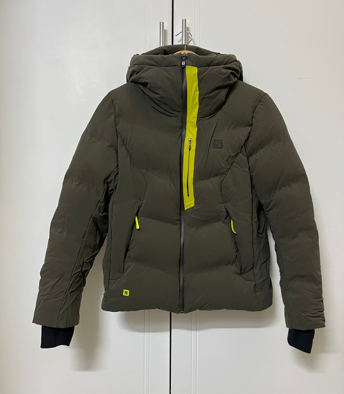 살로몬 패딩 구스 다운 상품이미지1