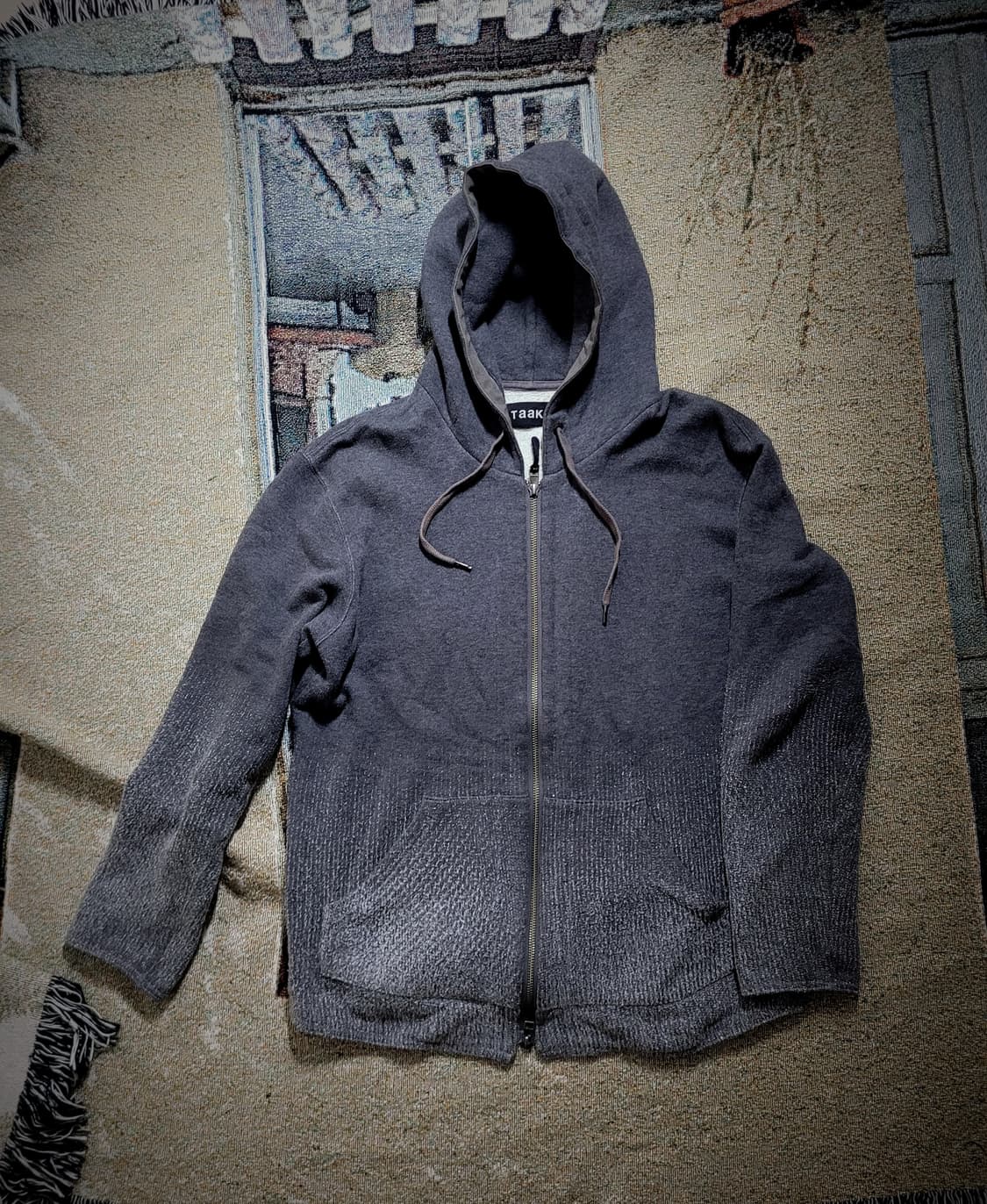 탁 글라데이션 후드 집업 상품이미지1