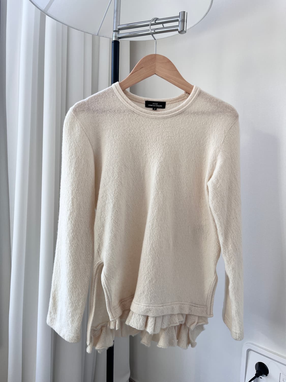 꼼데가르송 트리콧 언밸런스 프릴 니트 상품이미지1