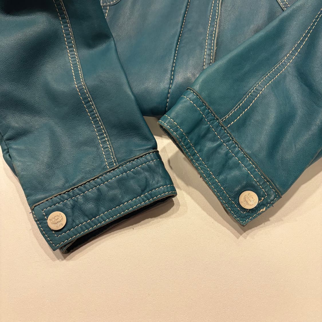 [6] MCM 엠씨엠 빈티지 레더 가죽 블루종 자켓 C961 상품이미지7