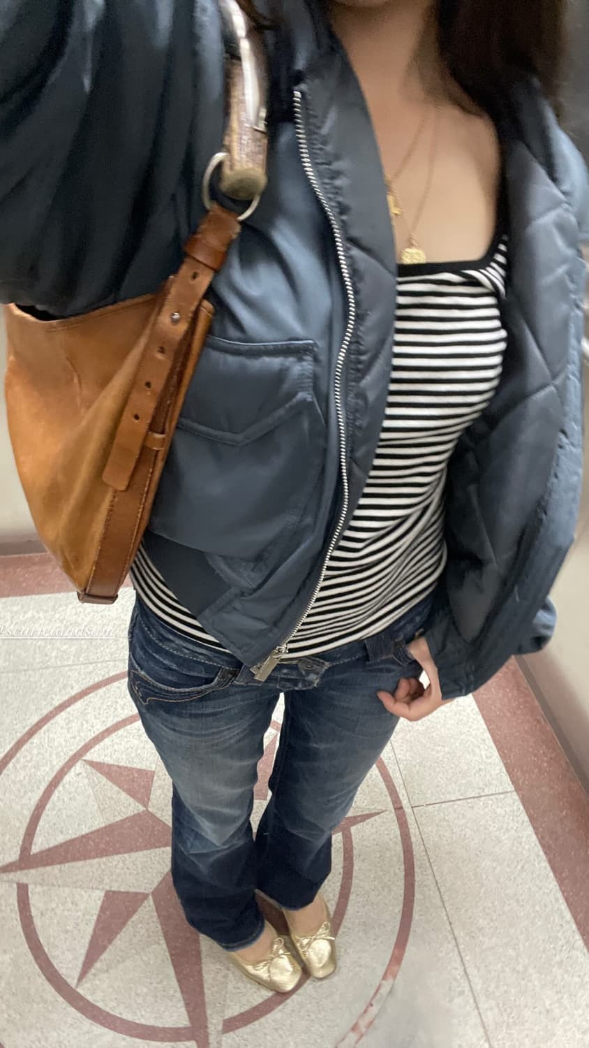 입생로랑 몸바사 백 상품이미지2