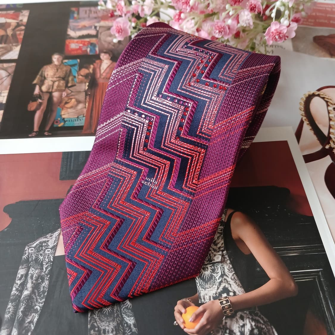 밀라숀 실크 퍼플 지그재그 패턴 넥타이 9.2cm A+등급 A19773
 상품이미지4