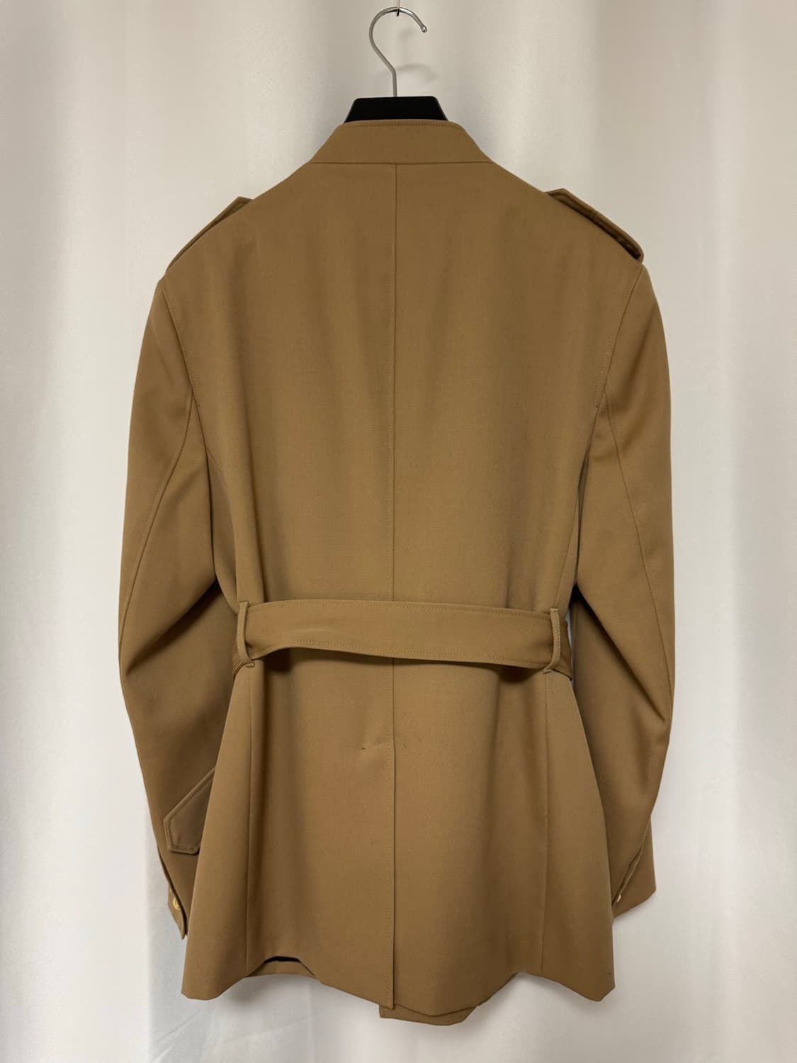 셀린느 23F/W 사하리엔 밀리터리 자켓 상품이미지3