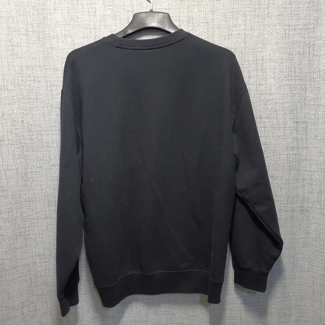 커버낫 C 로고 맨투맨 블랙  상품이미지2