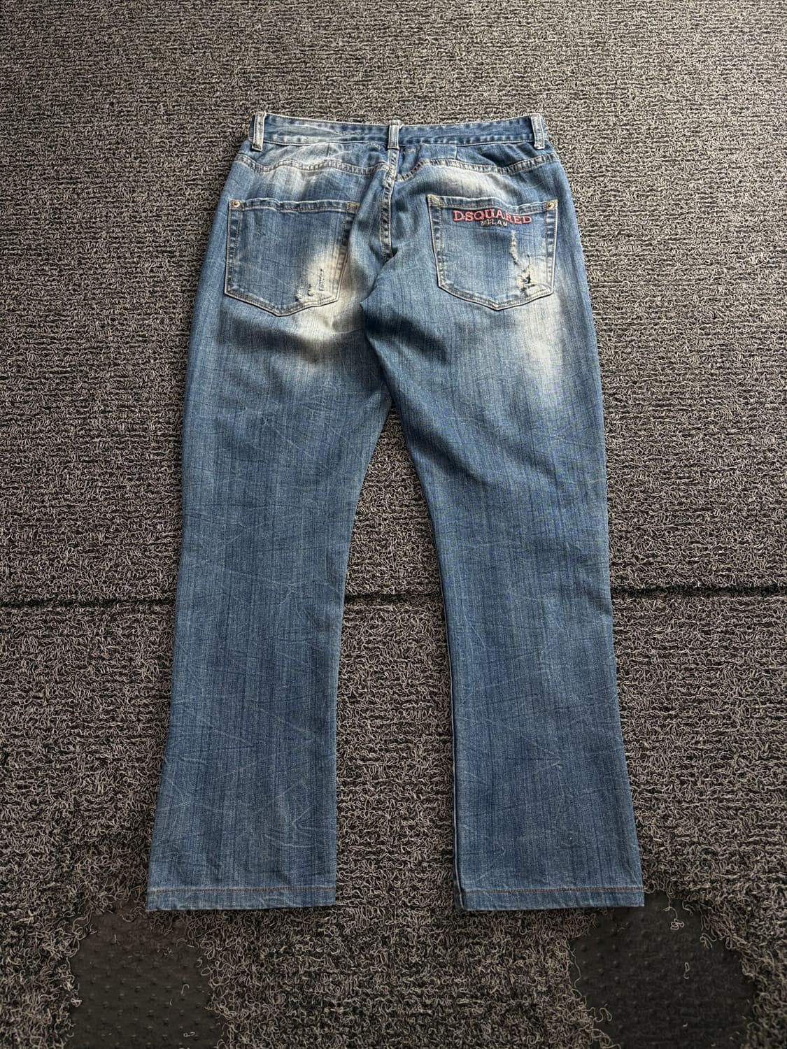 디스퀘어드2 자수로고 데미지 워싱 크롭 데님 팬츠 4080 상품이미지5