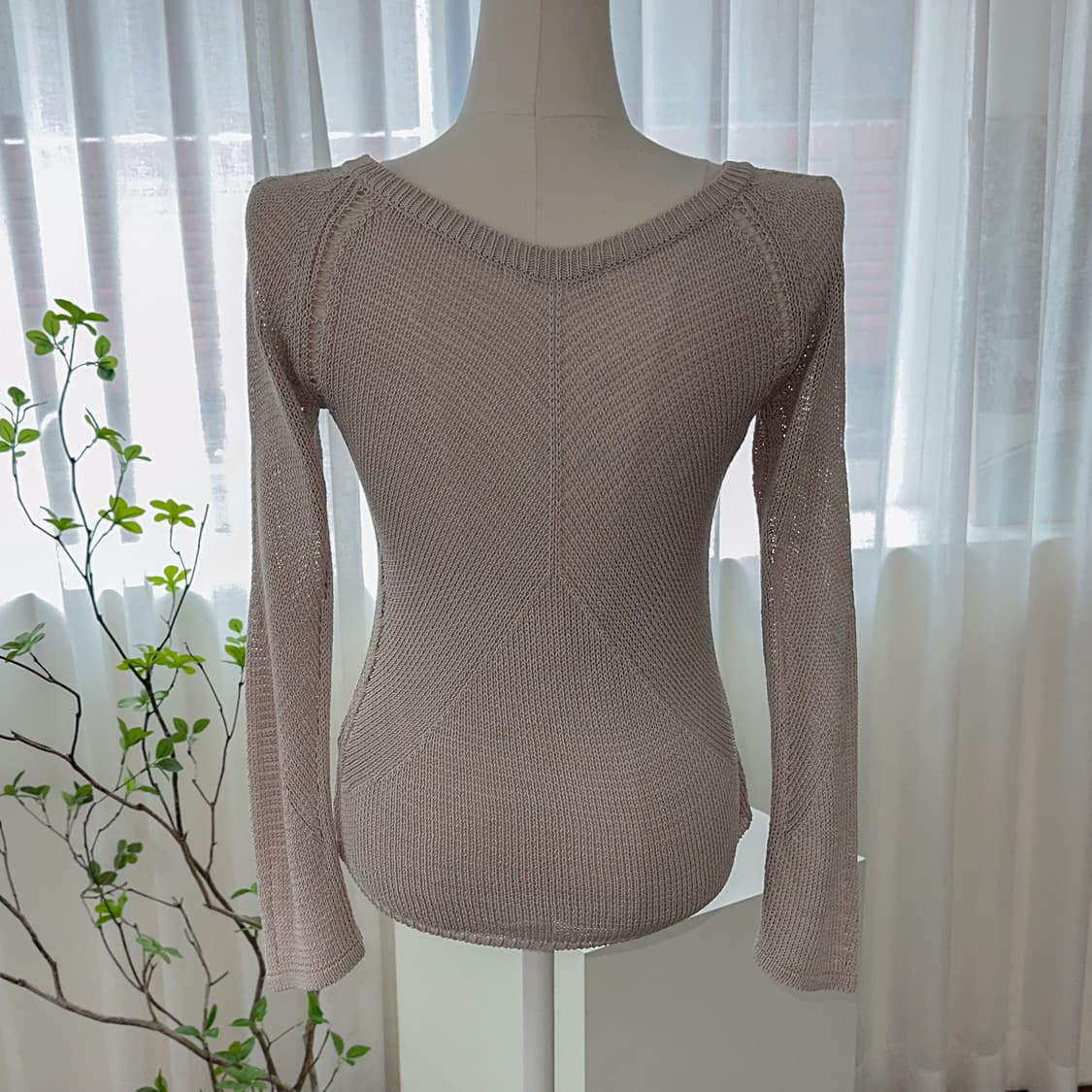 V-neck Net Knit 상품이미지6
