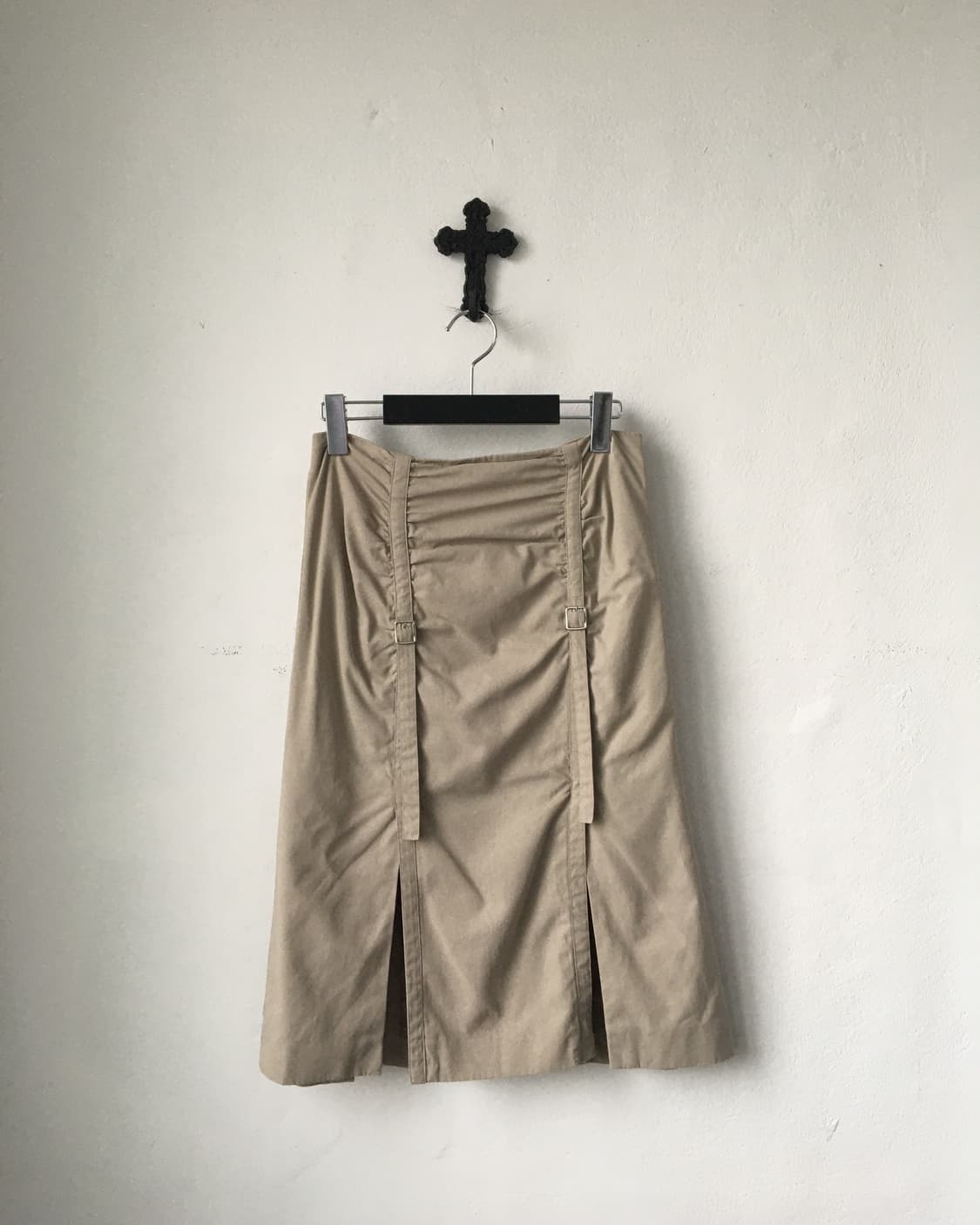 Strap point midi skirt 상품이미지1