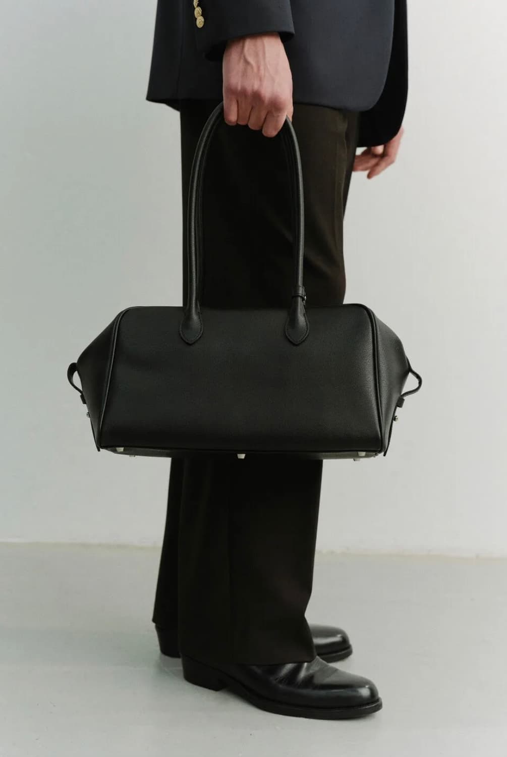 던스트 프레임 숄더백 소가죽 블랙 상품이미지6