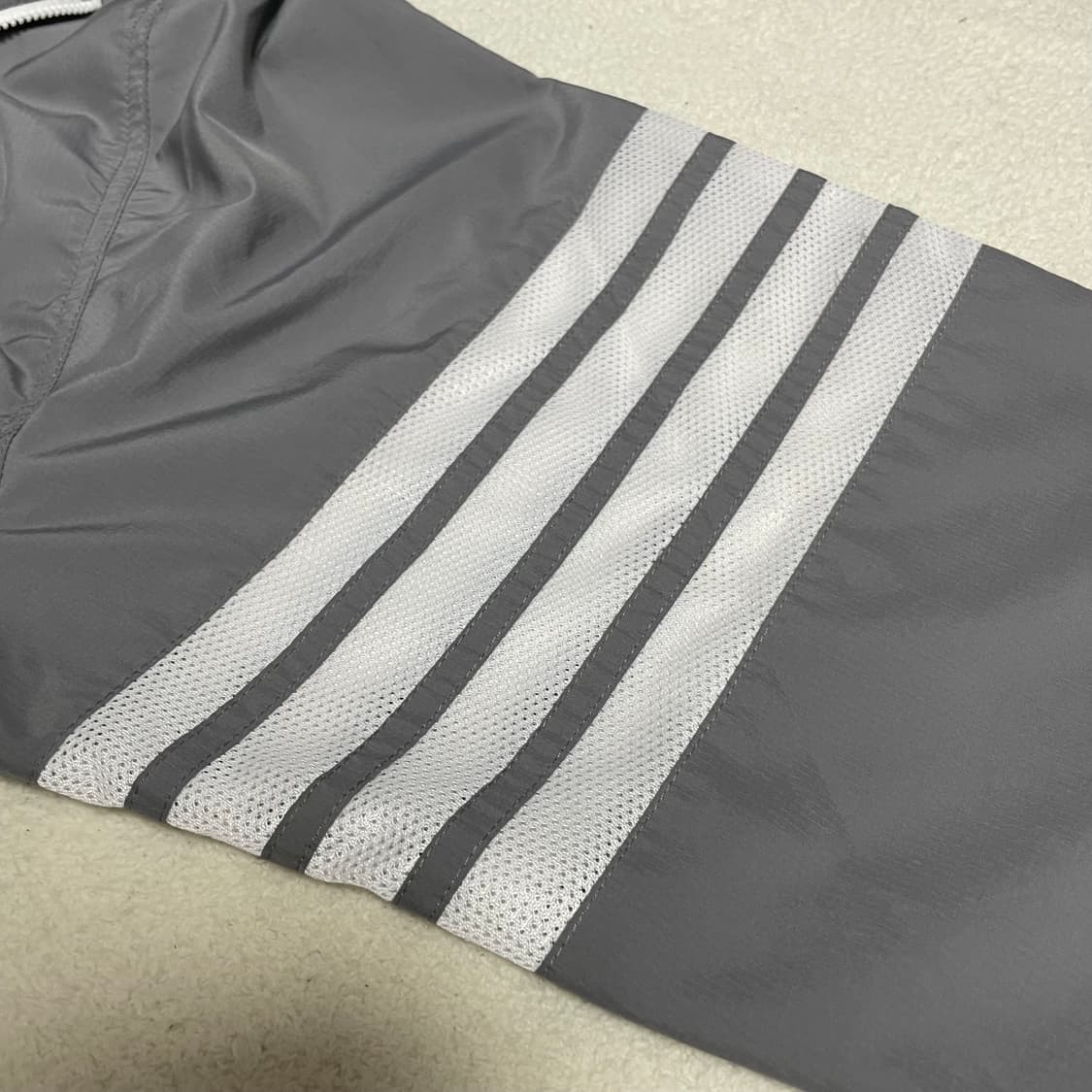 4사이즈 톰브라운 립스탑 바람막이 상품이미지3