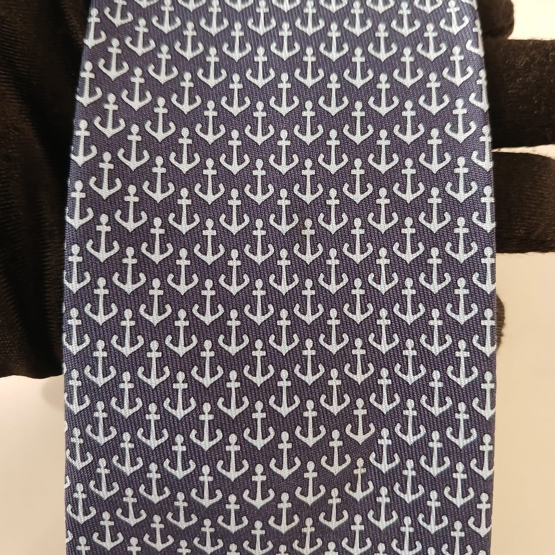 페라가모 실크 네이비 앵커 패턴 넥타이 8.2cm A+등급 A18928
 상품이미지7