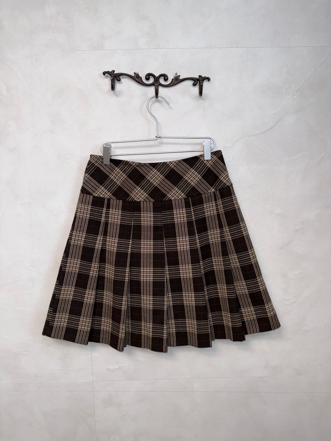 Dark brown check wool pleats midi skirt 상품이미지1