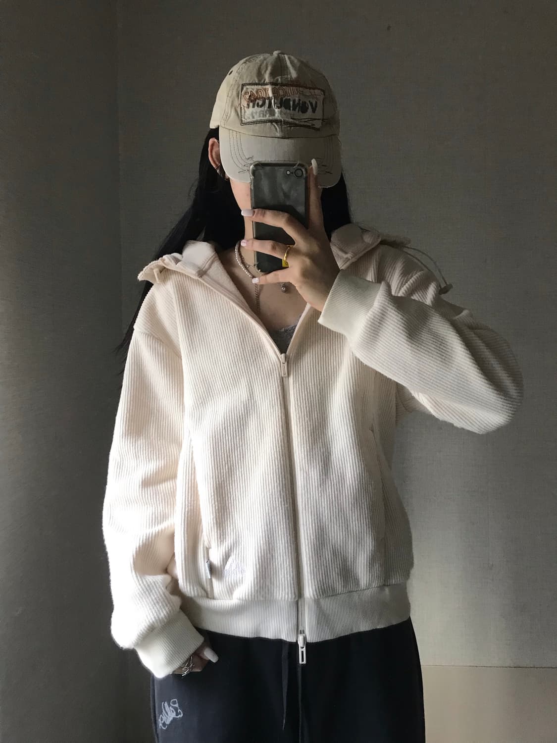 아디다스 아이보리 니트집업 상품이미지1