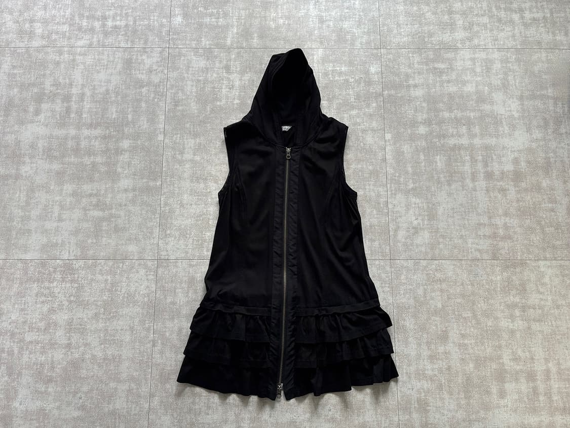 hooded ruffle zip dress 상품이미지1