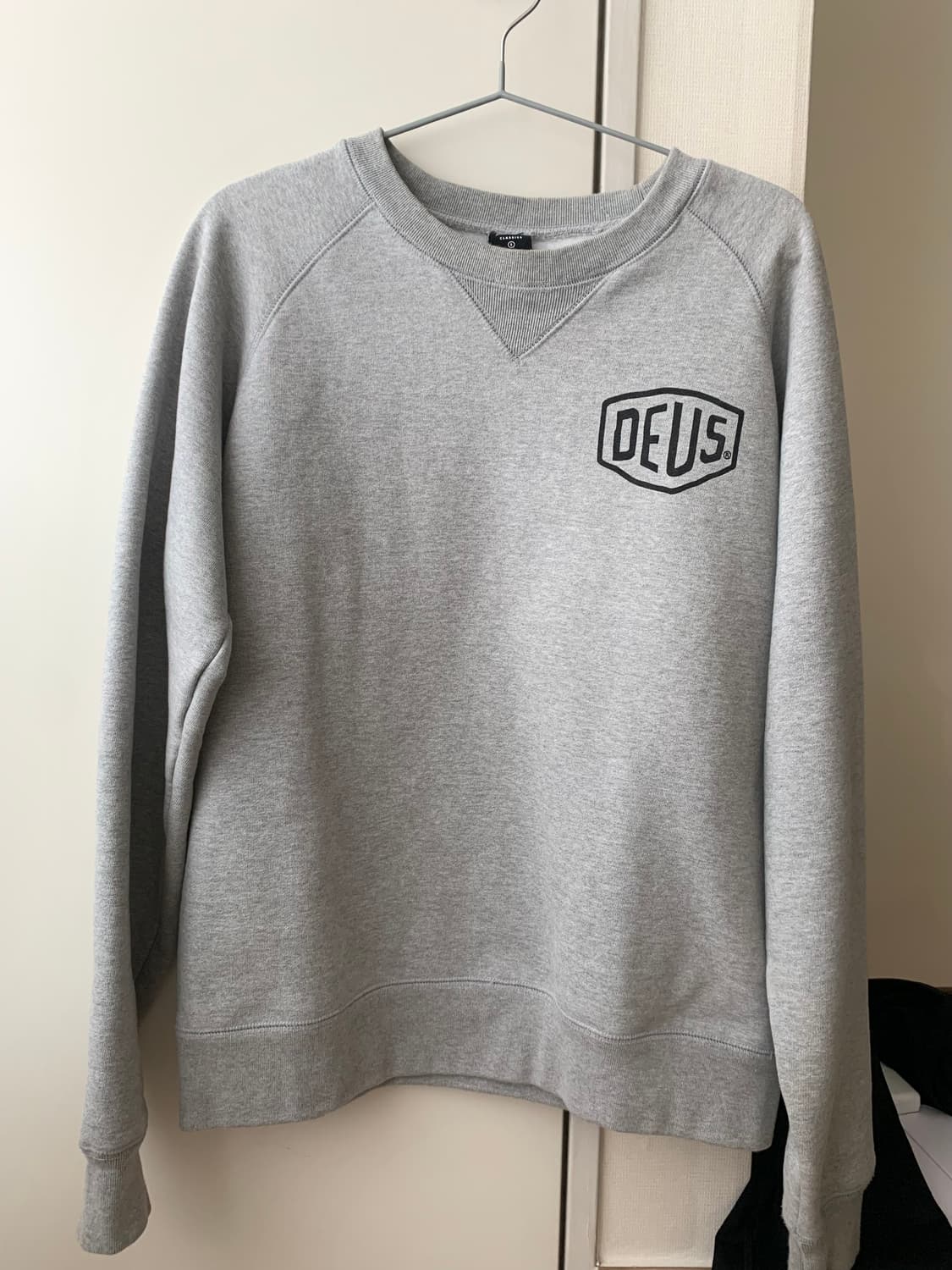 Deus 데우스 서울 어드레스 맨투맨  상품이미지2