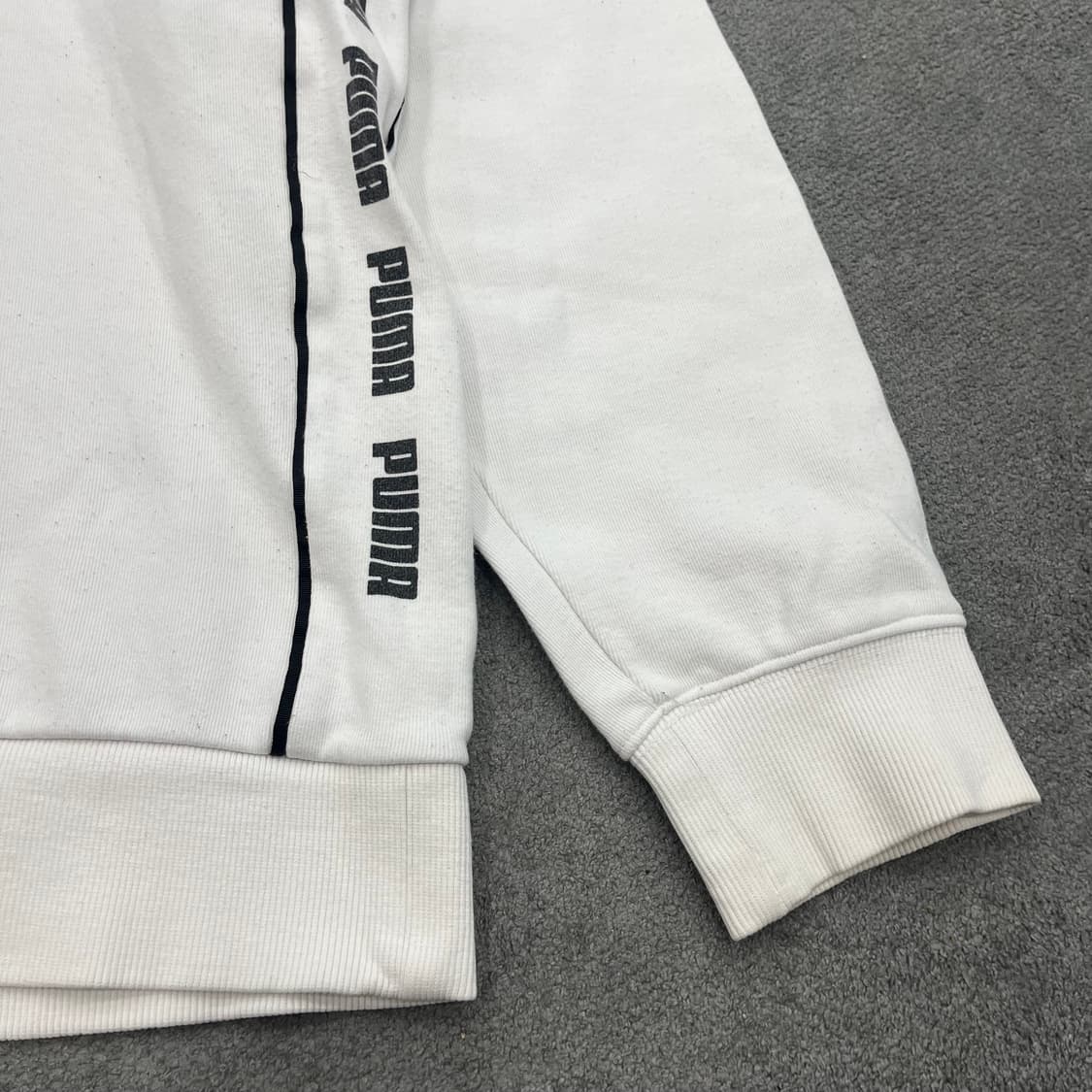 L 푸마 화이트 카라 맨투맨 상품이미지3