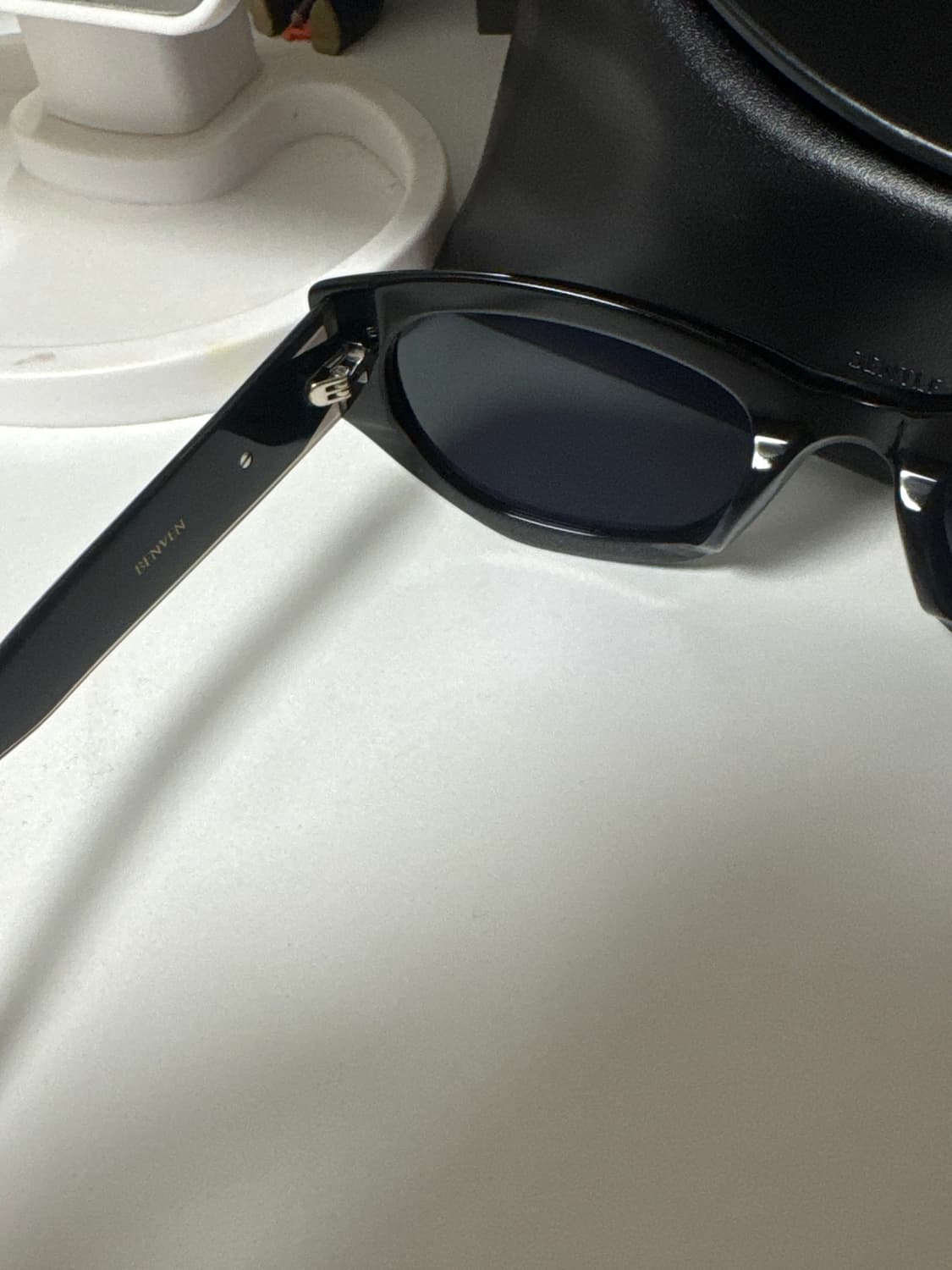 젠틀몬스터 벤벤 01 상품이미지3