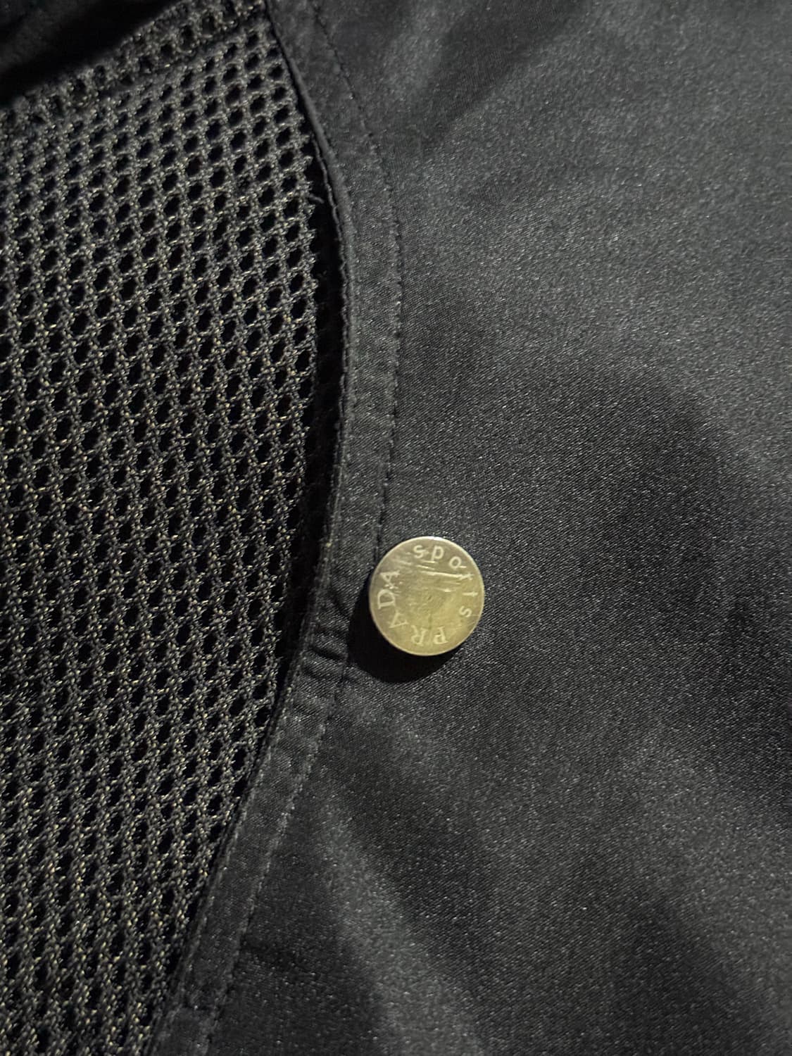 (급처) 프라다 스포츠 자켓 L 상품이미지5