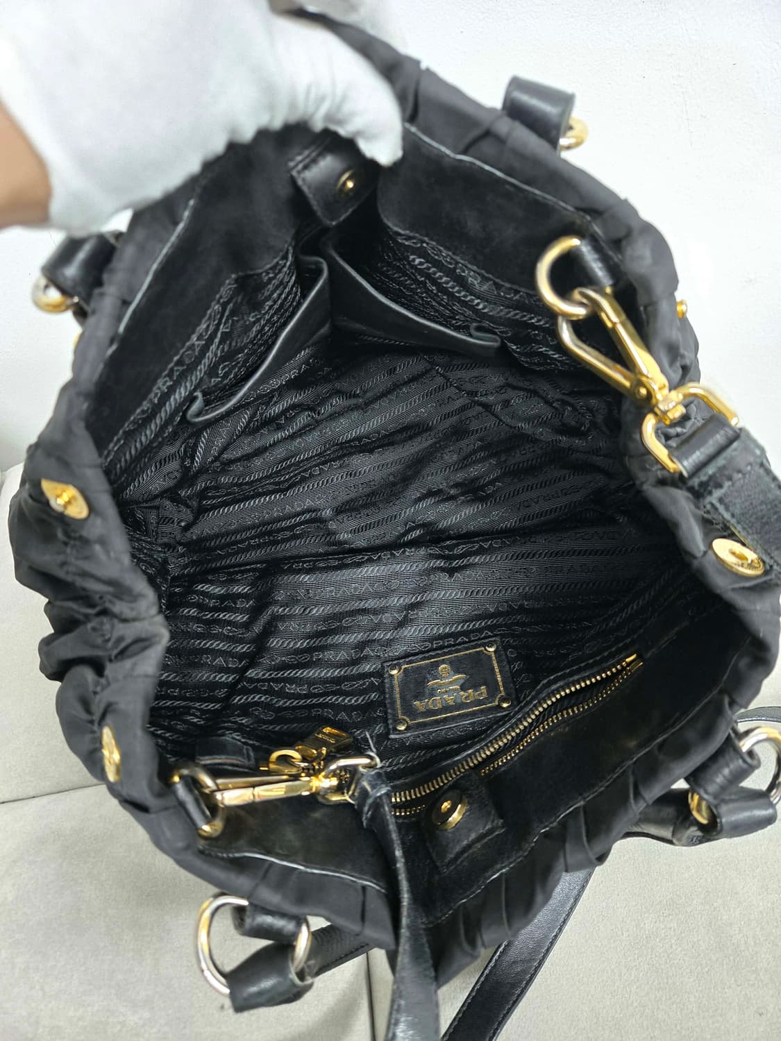 [보증서 정품]프라다 고프레 숄더백 상품이미지1