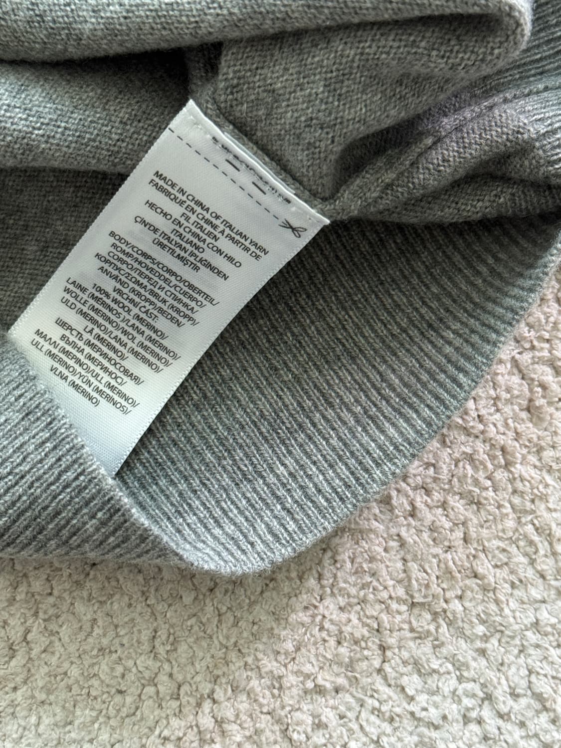 (새상품/정품) 폴로랄프로렌 메리노울 브이넥니트(남성S) 상품이미지4