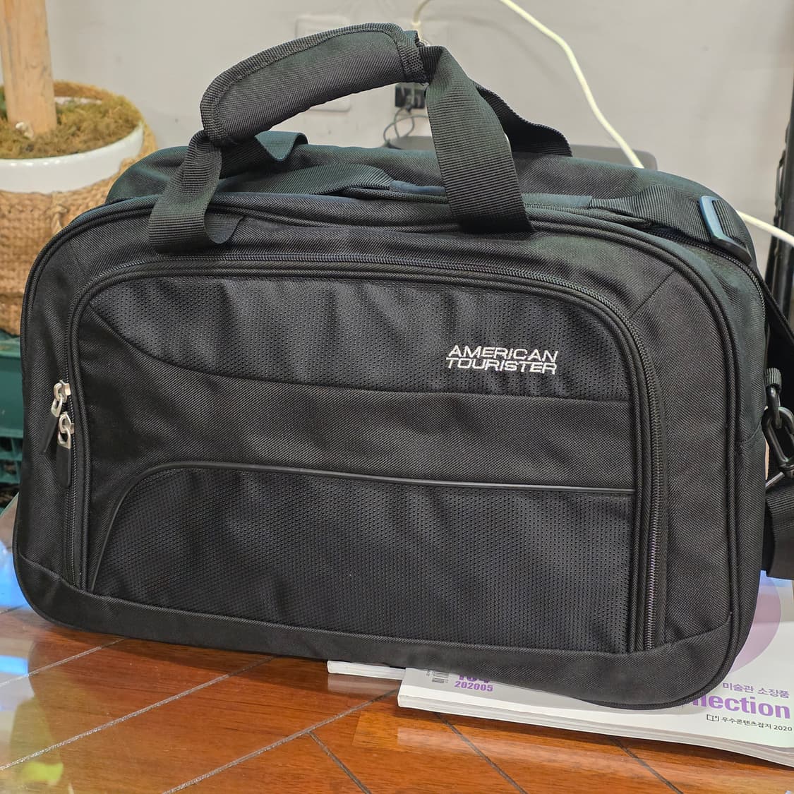 아메리칸투어리스터 블랙 보스턴백 상품이미지4